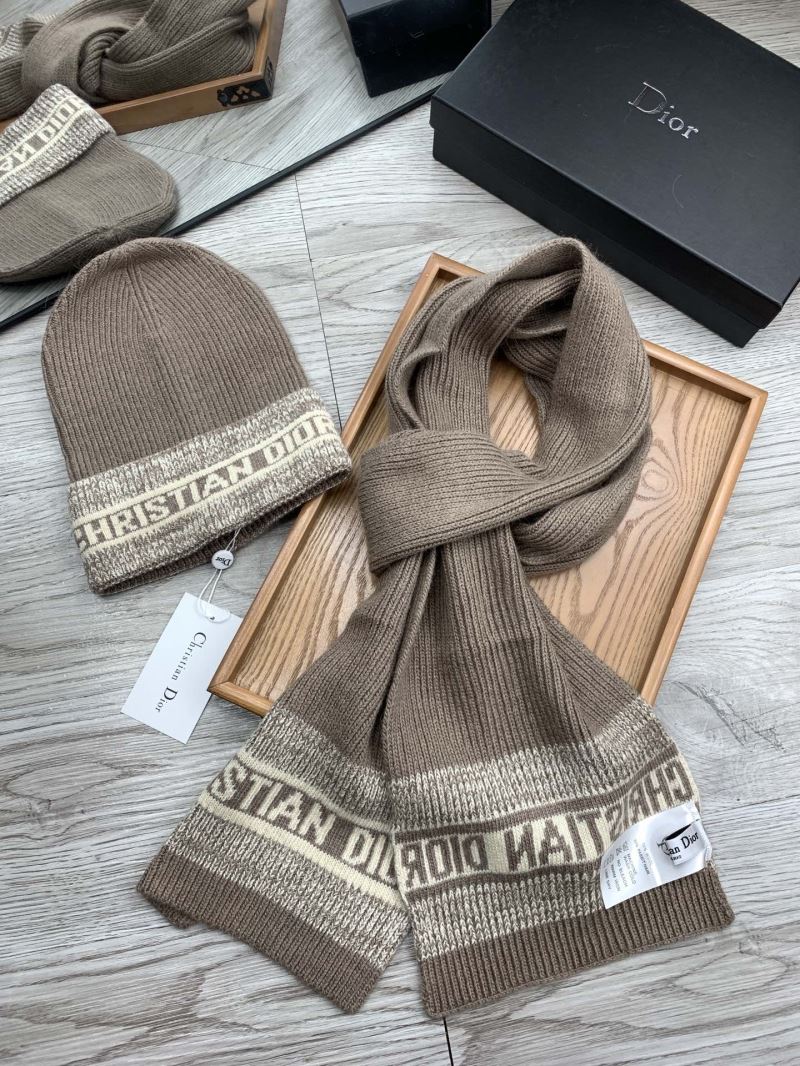 Christian Dior Caps Scarfs